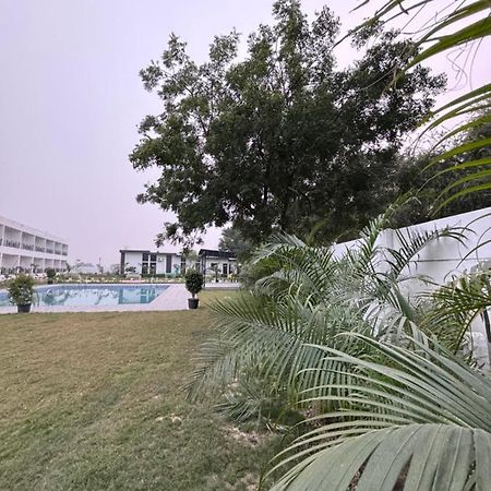 Inara Farms Villa Lucknow Eksteriør bilde