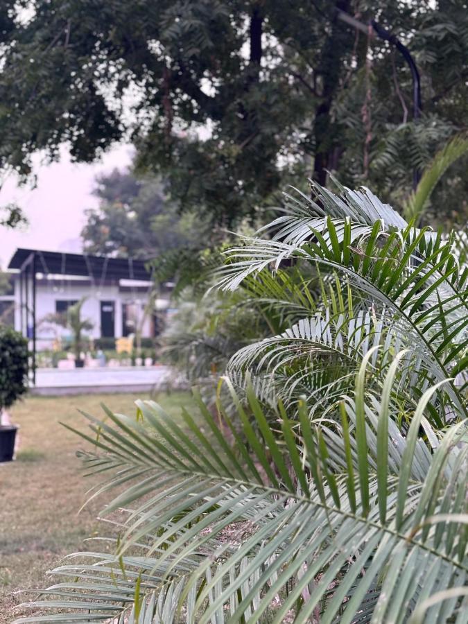 Inara Farms Villa Lucknow Eksteriør bilde