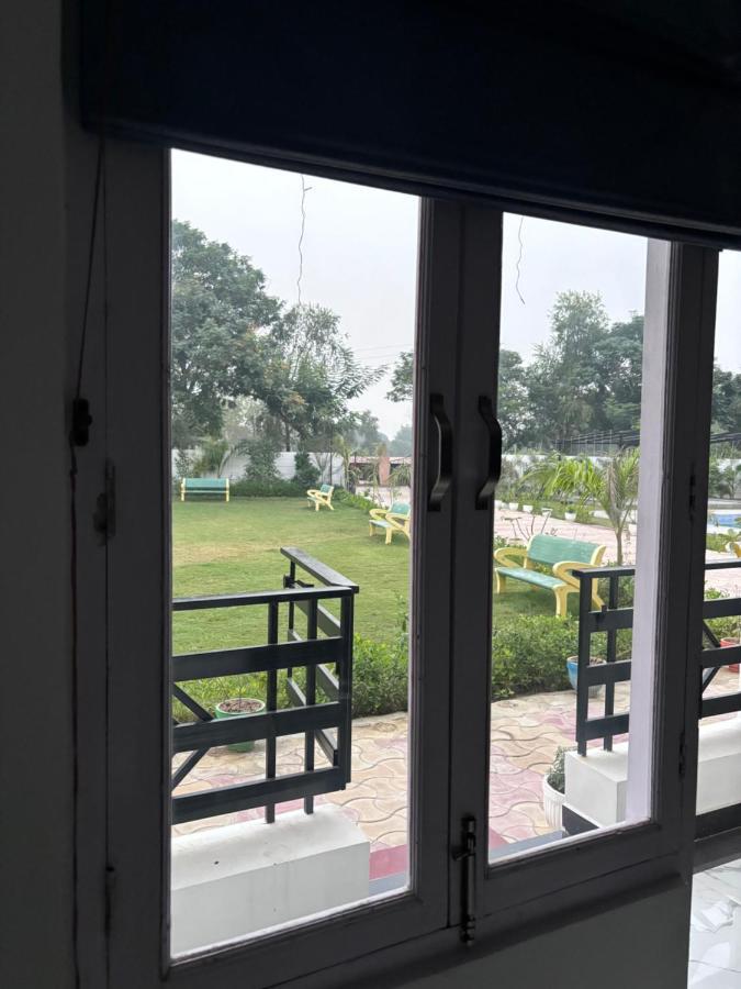 Inara Farms Villa Lucknow Eksteriør bilde