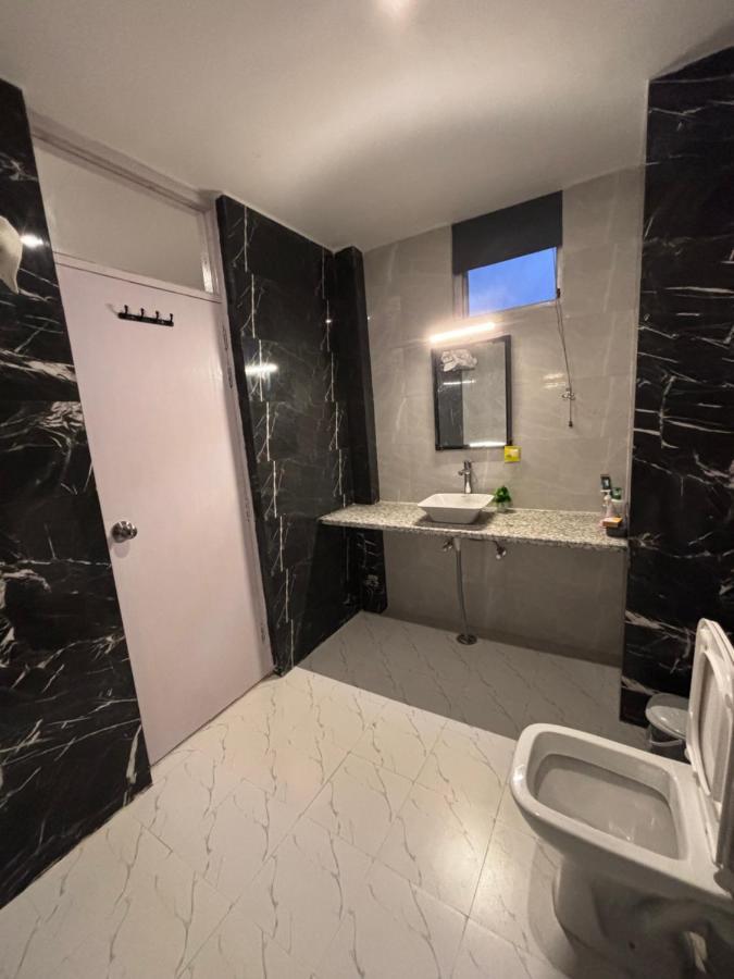 Inara Farms Villa Lucknow Eksteriør bilde